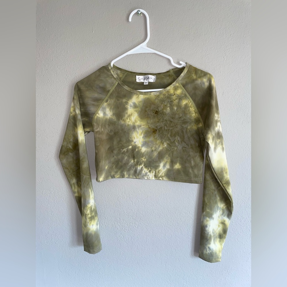 Tie-Dye Long Sleeve Crop Top shirt Small